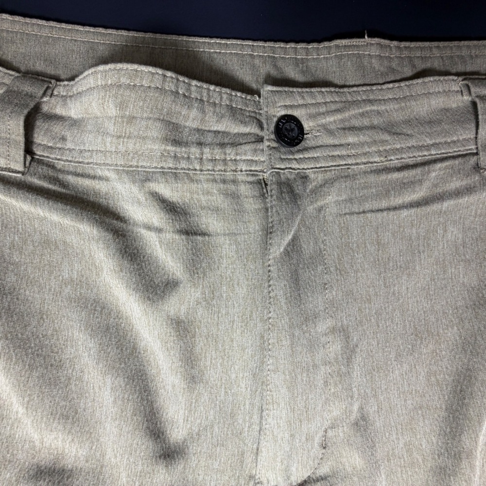 Magellan Outdoors Aransas Pass Hybrid Fish Gear Shorts Size 40 - Picture 3 of 12